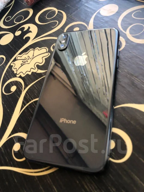 Apple iPhone X. �/�, ������, 3G, 4G LTE, ����������, NFC ����