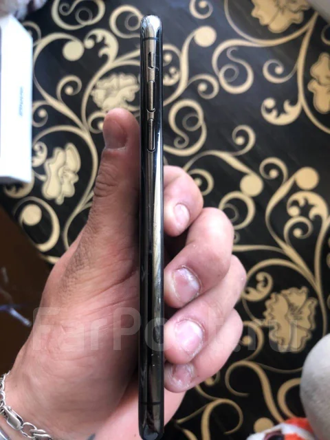 Apple iPhone X. �/�, ������, 3G, 4G LTE, ����������, NFC ����