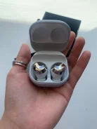 Samsung Galaxy Buds ����