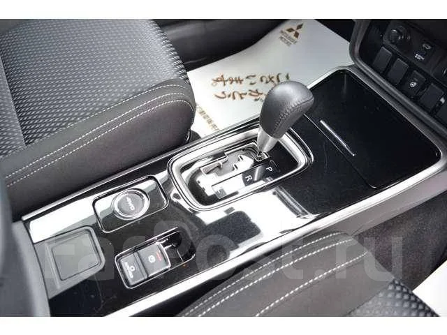 Mitsubishi Outlander. �������, 4wd, 2.4, ������, 21 076����. ��, �/�. ��� ����� �� ������������ ����
