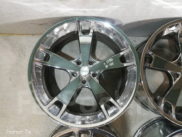 Fabulous Various. 9.0/10.0x20", 5x114.3, ET36/36. ��� ����� �� �������� ����