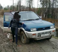 Nissan Mistral. R20403827, TD27BKC484764 ����