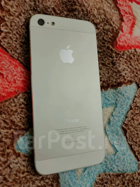 Apple iPhone 5. �/�, �����, 4G LTE ����