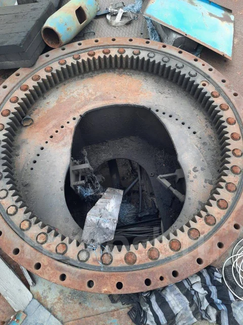 Tadano TR-500M ����