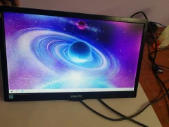 Philips. 19" ����