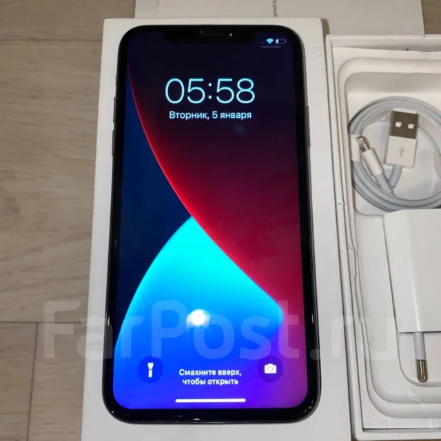 Apple iPhone X. �/�, ������, 3G, 4G LTE, 5G, ����������, NFC ����