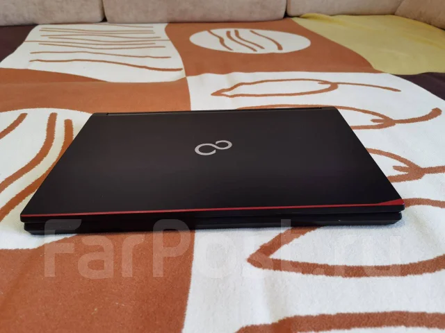 Fujitsu LifeBook A. 15.6", 2,5����, ��� 8 ��, ���� 320���, WiFi: 1, Bluetooth: 1, ����������� �� 1��. ����