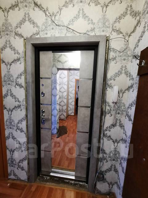 Отделка дверных откосов, установка входных дверей во Владивостоке