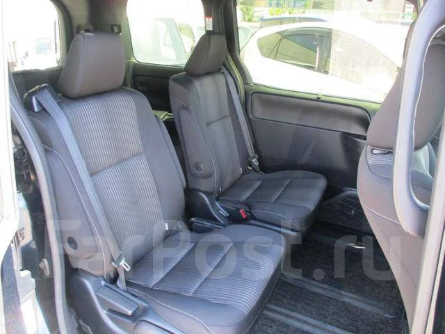 Toyota Voxy. �������, ��������, ������, 27 445����. ��, �/�. ��� ����� �� ������������ ����
