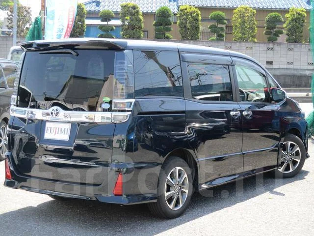 Toyota Voxy. �������, ��������, ������, 27 445����. ��, �/�. ��� ����� �� ������������ ����