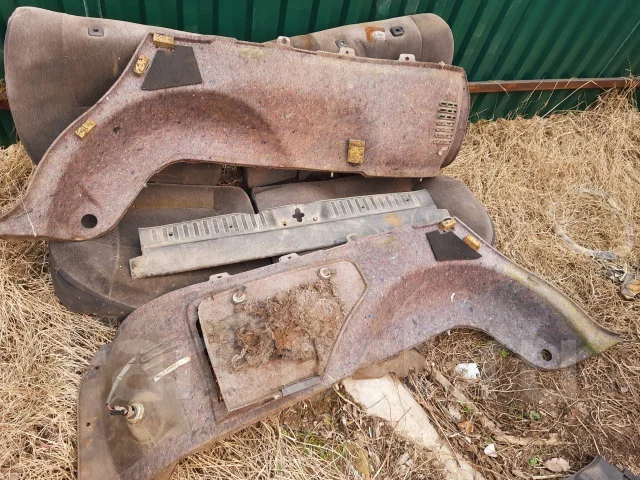Nissan Avenir Salut. 10, CR18 ����