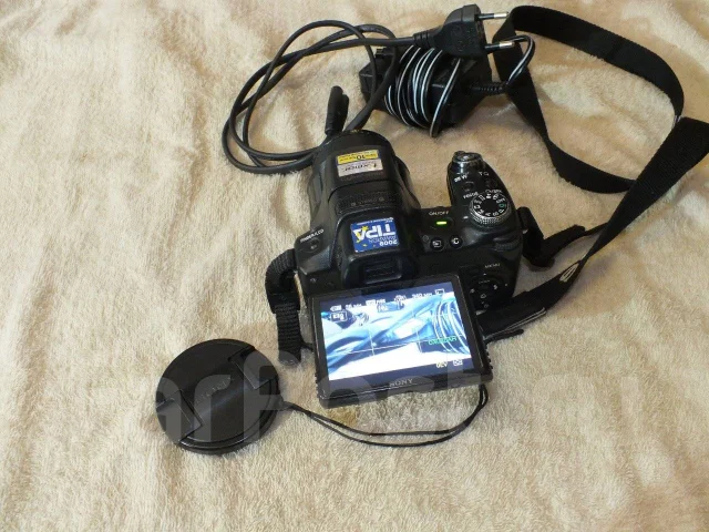 Sony Cyber-shot DSC-HX1. 9 - 9.9 ��, ���: 14� � ����� ����