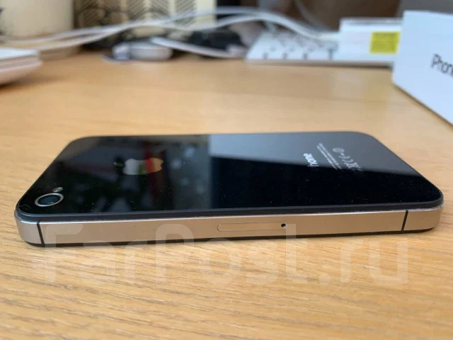 Apple iPhone 4. �/�, ������, 3G ����