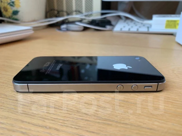 Apple iPhone 4. �/�, ������, 3G ����