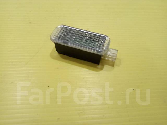 Плафон подсветки пространства ног Audi A6 C6 2005 4E0947415 4F2 BDW ...