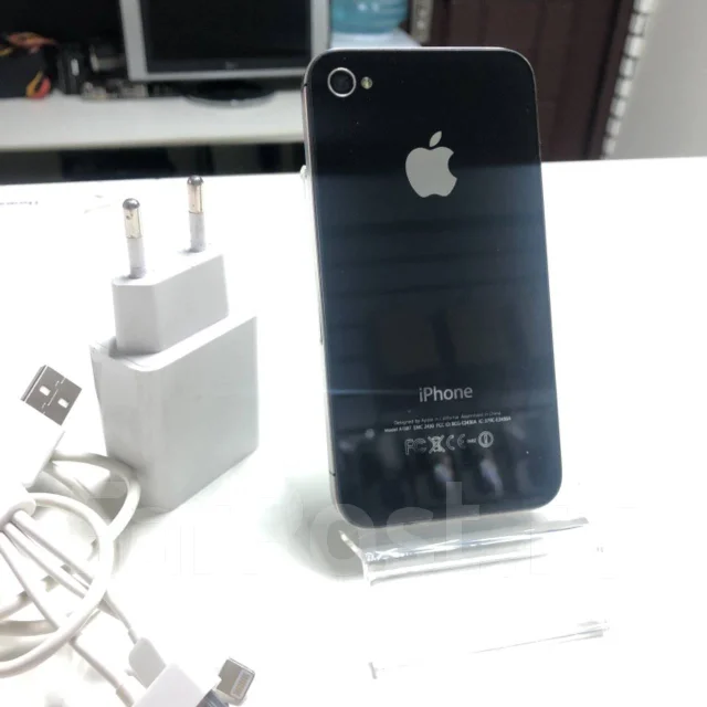 Apple iPhone 4s. �/�, ������, 3G ����