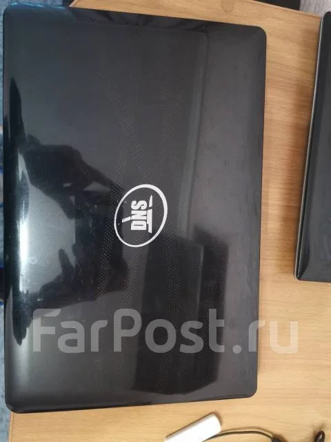 DNS. 14", 2,1����, ��� 4 ��, ���� 320���, WiFi: 1, Bluetooth: 1, ����������� �� 1��. ����