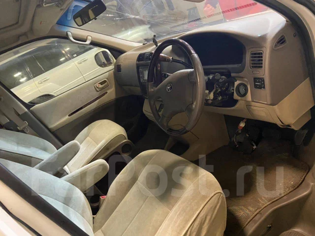 Toyota Grand Hiace. �������, ��������, 3.4 (180��.�.), ������, 110 000����. ��, �/�, ��� ��� ����