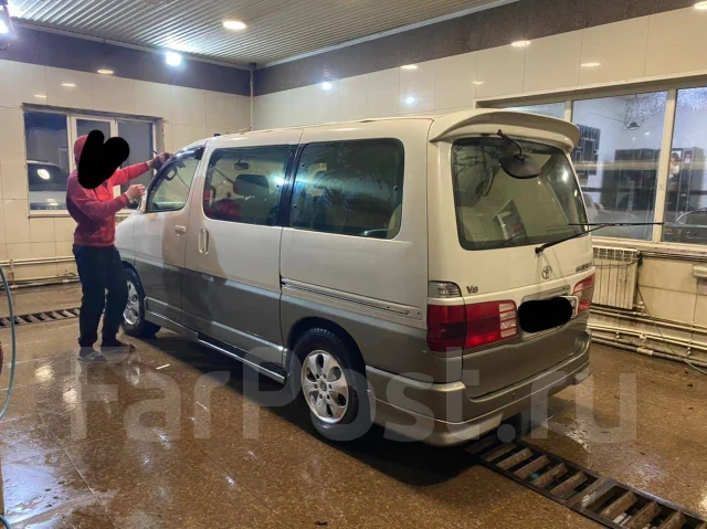 Toyota Grand Hiace. �������, ��������, 3.4 (180��.�.), ������, 110 000����. ��, �/�, ��� ��� ����
