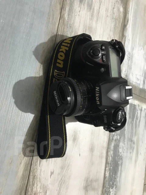 Nikon D200 ����