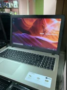 Asus VivoBook ����