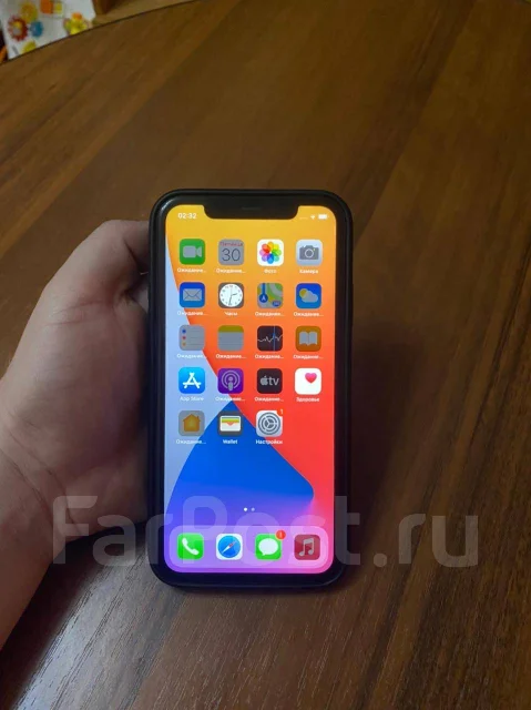 Apple iPhone 11. �/�, ������, Dual-SIM ����