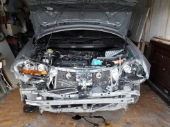 Nissan Tino ����