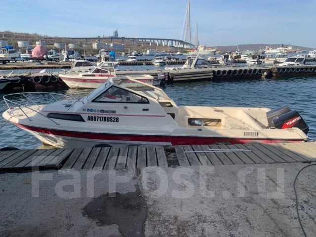 Yamaha F-26. 1990 ���, ����� 8,5��., ��������� ���������, 280��.�., ������ ����
