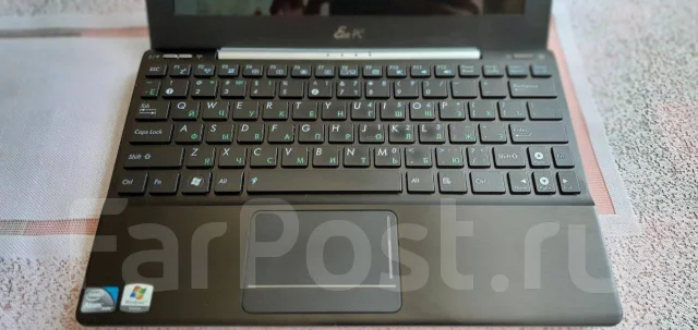 Asus Eee PC 1018P. 10", 1 833����, ��� 2048 ��, ���� 120���, WiFi: 1, Bluetooth: 1, ����������� �� 4��. ����