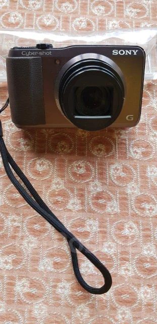Sony Cyber-shot DSC-HX30V. 15 - 19.9 ��, ���: 14� � ����� ����
