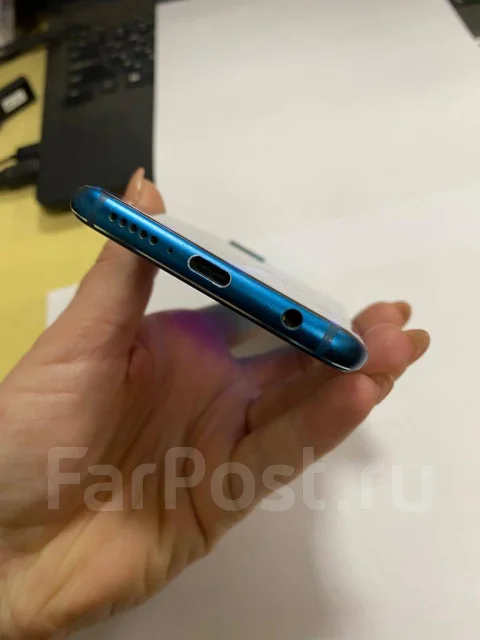 Honor 10. �/�, �������, 3G, 4G LTE, Dual-SIM, NFC ����
