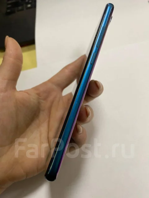 Honor 10. �/�, �������, 3G, 4G LTE, Dual-SIM, NFC ����