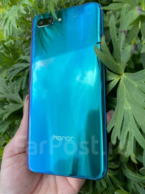 Honor 10. �/�, �������, 3G, 4G LTE, Dual-SIM, NFC ����