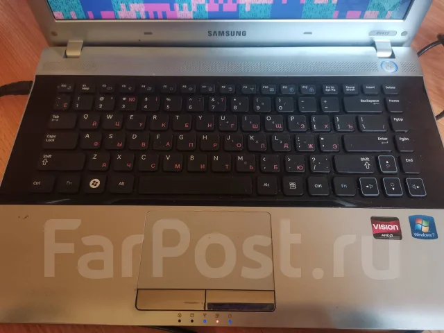 Samsung RV415. 14", 1 600����, ��� 2048 ��, WiFi: 1, Bluetooth: 1, ����������� �� 1��. ����