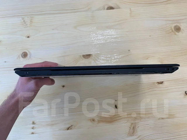 Dell Vostro V13. 13.3", 2����, ��� 1024 ��, ���� 500���, WiFi: 1, Bluetooth: 1 ����