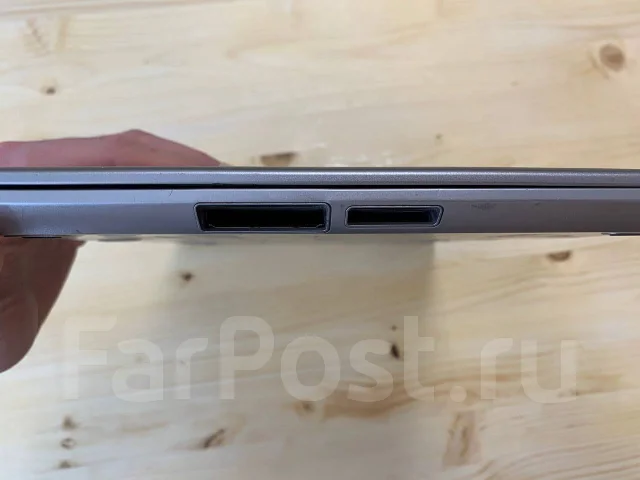 Dell Vostro V13. 13.3", 2����, ��� 1024 ��, ���� 500���, WiFi: 1, Bluetooth: 1 ����