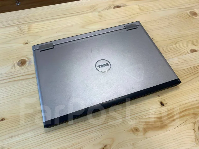 Dell Vostro V13. 13.3", 2����, ��� 1024 ��, ���� 500���, WiFi: 1, Bluetooth: 1 ����