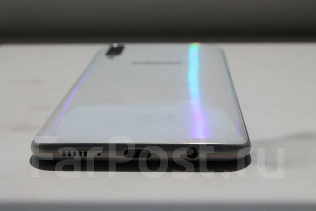 Samsung Galaxy A50. �/�, �����, 4G LTE, Dual-SIM, NFC ����