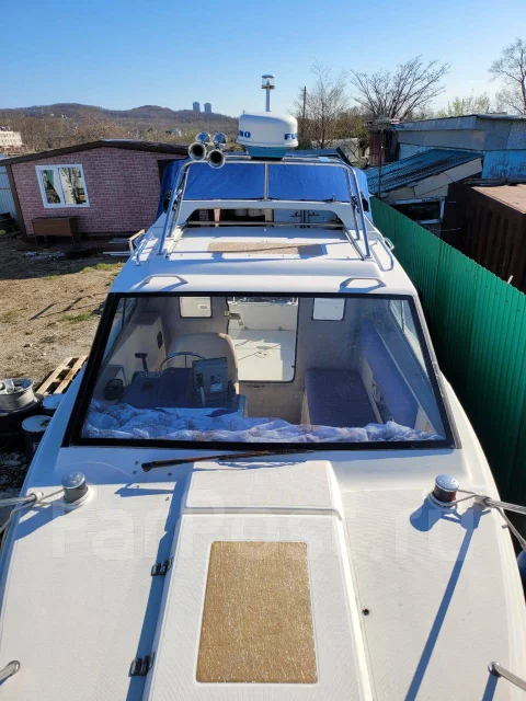 Tohatsu. 1993 ���, ����� 5,9��., ��������� ���������, 140��.�., ������ ����