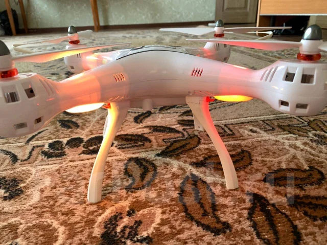 Syma X8 Pro. � ������� ����