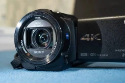 Sony FDR-AX33. 20 � ����� ��, � ���������� ����