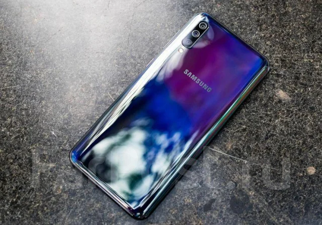 Samsung Galaxy A50. �/�, ����� ����