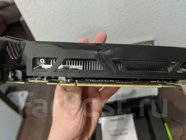 GeForce GTX 1050 ����