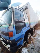Isuzu Giga ����