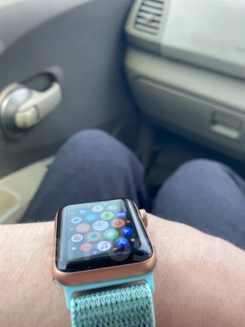Apple Watch Series 3. NFC, IP67 ����