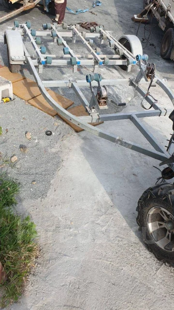 YS Trailer. �/�: 750���., �����: 1 035���. ����