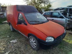 Opel Combo ����