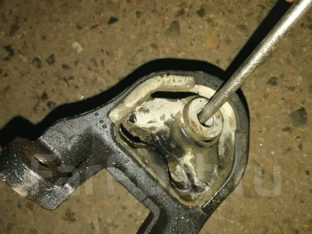 Подушка редуктора Honda Element 2005 YH2 K24A купить во Владивостоке по ...