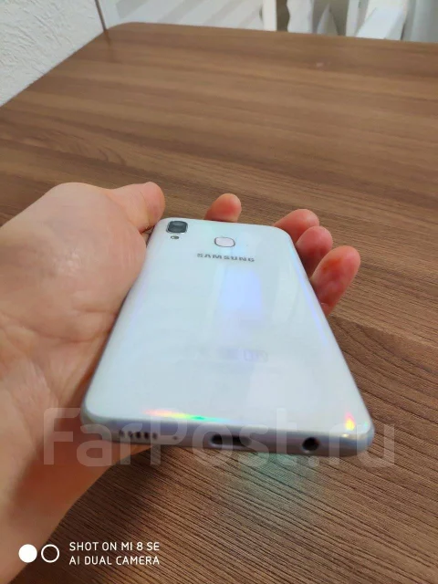 Samsung Galaxy A40. �/�, �����, Dual-SIM ����