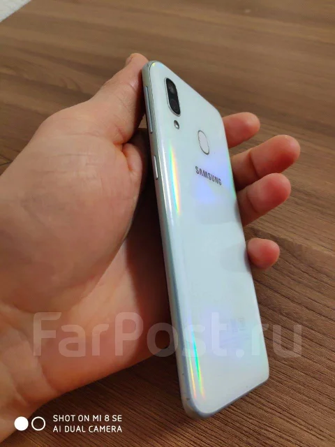 Samsung Galaxy A40. �/�, �����, Dual-SIM ����